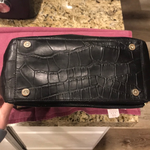 Diane Von Furstenberg DVF Secret Agent Tote Bag Purse Black Croc Embossed HTF - Picture 11 of 16